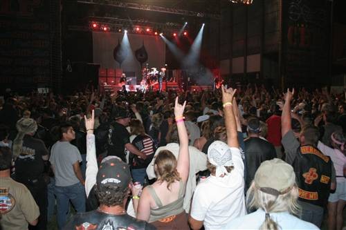 View photos from the 2006 Buffalo Chip Pictures Photo Gallery