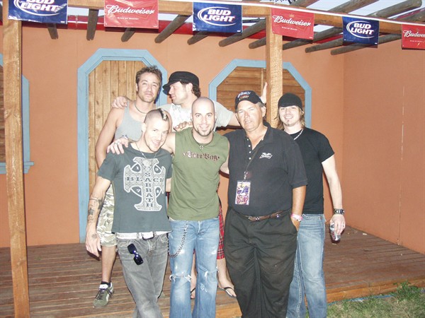 View photos from the 2007 Photos by Steve Wilson Daughtry Meet N Greet Photo Gallery