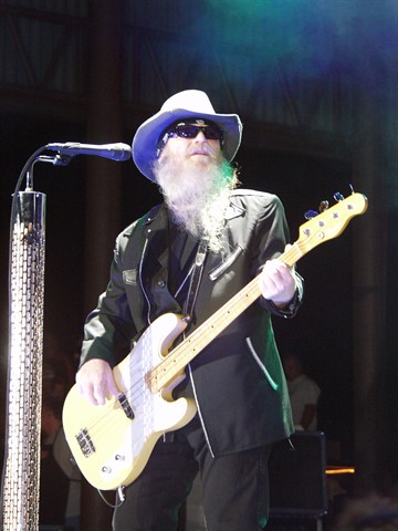 View photos from the 2007 Photos by Steve Wilson - ZZ Top Photo Gallery