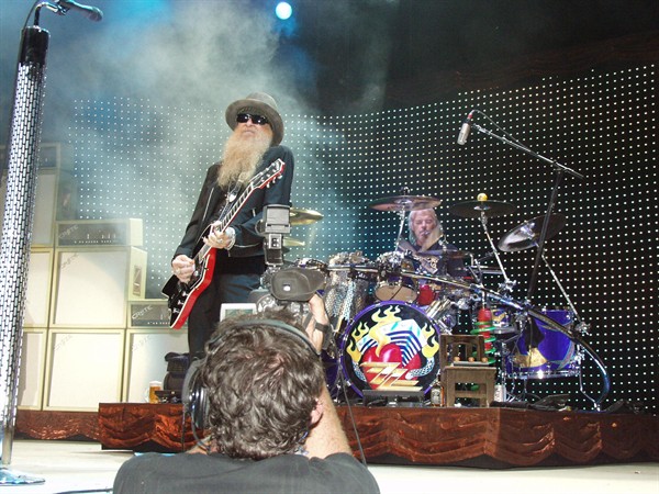 View photos from the 2007 Photos by Steve Wilson - ZZ Top Photo Gallery