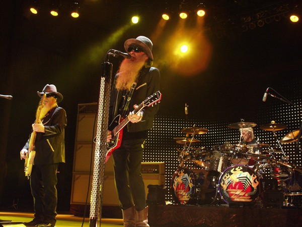 View photos from the 2007 Photos by Steve Wilson - ZZ Top Photo Gallery