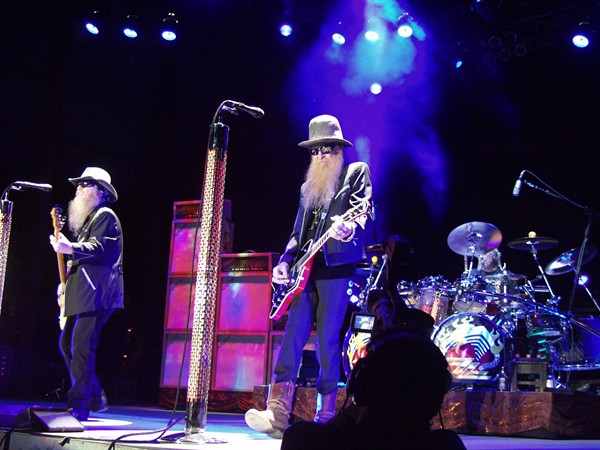 View photos from the 2007 Photos by Steve Wilson - ZZ Top Photo Gallery