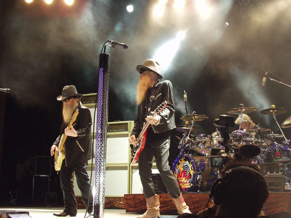 View photos from the 2007 Photos by Steve Wilson - ZZ Top Photo Gallery