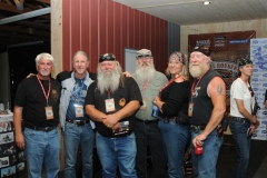 Well-Known-people-in-industry-group-shot-01