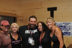 Chris-&-the-Girls-04