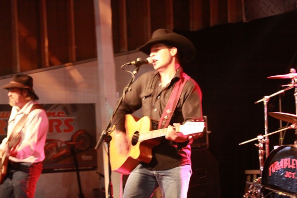 View photos from the 2009 Tumbleweed Junction Photo Gallery