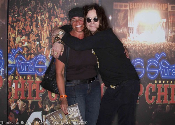 View photos from the 2010 Meet N Greet Fan VIP 8-12-2010 Photo Gallery