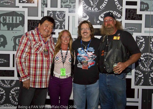 View photos from the 2010 Meet N Greet Fan VIP 8-14-2010 Photo Gallery
