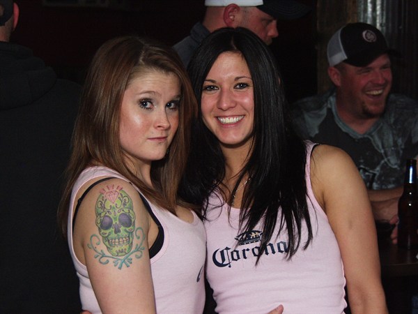 View photos from the 2010 Poster Model Contest 212 Bait Shop Photo Gallery