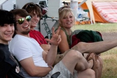 Aug5_people_youngcrowd