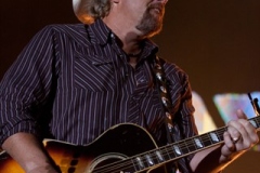 Aug9_TobyKeith_3