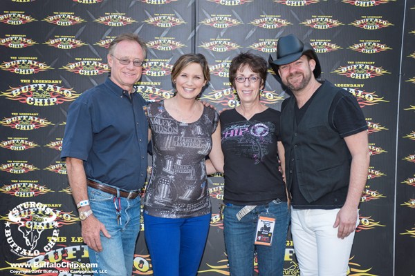View photos from the 2012 Meet N Greets Photo Gallery