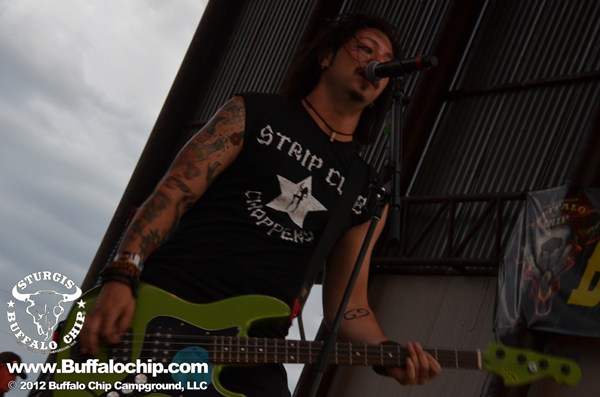 View photos from the 2012 Slash/Sweet Cyanide/Skid Row Photo Gallery