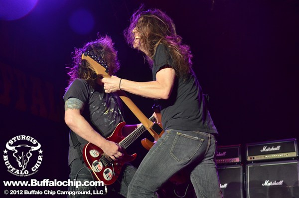 View photos from the 2012 Slash/Sweet Cyanide/Skid Row Photo Gallery