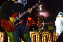sturgis-buffalo-chip-kid-rock-the-doobie-brothers-jared-james-nichols-2013 (1)