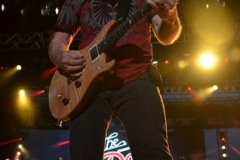 sturgis-buffalo-chip-kid-rock-the-doobie-brothers-jared-james-nichols-2013 (137)