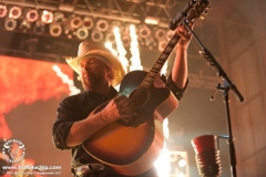 sturgis-buffalo-chip-sweet-cyanide-tesla-toby-keith-2013 (160)