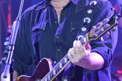 sturgis-buffalo-chip-sweet-cyanide-tesla-toby-keith-2013 (3)