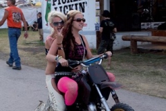 biker-girls-sturgis-buffalo-chip-rally-pics104