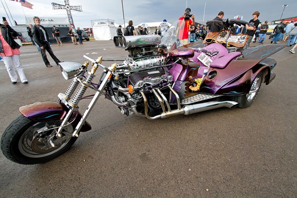 View photos from the 2016 Rats Hole Bike Show Photo Gallery