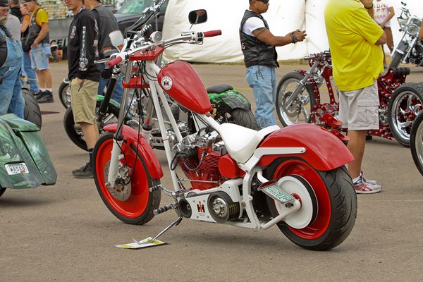 View photos from the 2016 Rats Hole Bike Show Photo Gallery