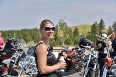 STURGIS-MOTORCYCLES-WOMEN-BIKER-BELLES-097