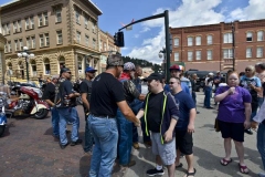 STURGIS-MOTORCYCLES-CELEBRITY-LEGENDS-RIDE-040