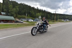 STURGIS-MOTORCYCLES-CELEBRITY-LEGENDS-RIDE-114