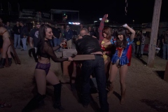 STURGIS-MOTORCYCLES-BIKERS-RALLY-PEOPLE042