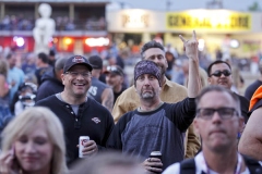 STURGIS-MOTORCYCLES-BIKERS-RALLY-PEOPLE052