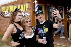 STURGIS-MOTORCYCLES-BIKERS-RALLY-PEOPLE079