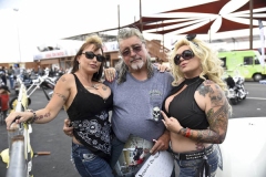 STURGIS-MOTORCYCLES-BIKERS-RALLY-PEOPLE155