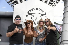 STURGIS-MOTORCYCLES-BIKERS-RALLY-PEOPLE160