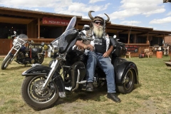 STURGIS-MOTORCYCLES-BIKERS-RALLY-PEOPLE163