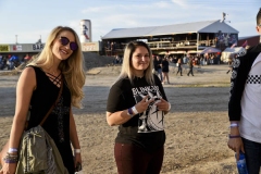 STURGIS-MOTORCYCLES-BIKERS-RALLY-PEOPLE189