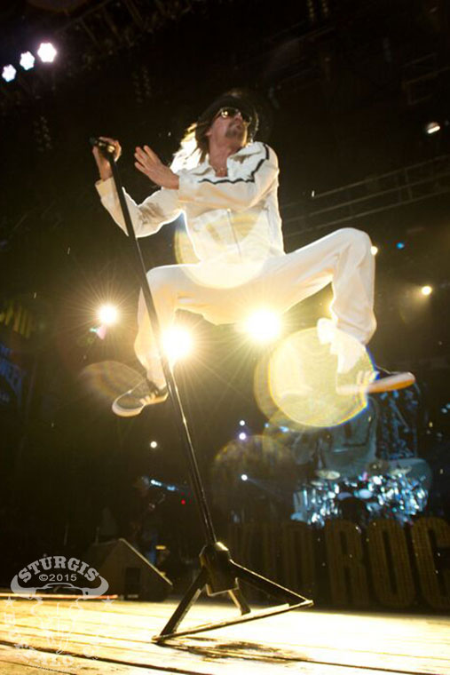 KID-ROCK-BUFFALO-CHIP-JUMP-2013