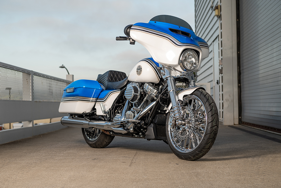 LEGENDS-RIDE-NESS-AUCTION-BIKE-RIGHT