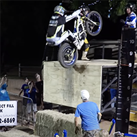MOTORCYCLE-DAREDEVIL-STUNT-STURGIS-BUFFALO-CHIP-DEATH-WIRE-SPECTACULAR-TEAM-SHERCO-200x200
