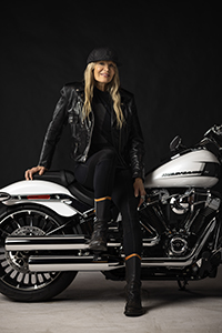 KAREN DAVIDSON - Legendary Sturgis Buffalo Chip