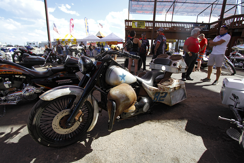 STURGIS-BIKE-SHOWS-FULL-THROTTLE-FLORIDA-ALL-BRANDS-BAGGER-BLAST-OFF-PAVILION