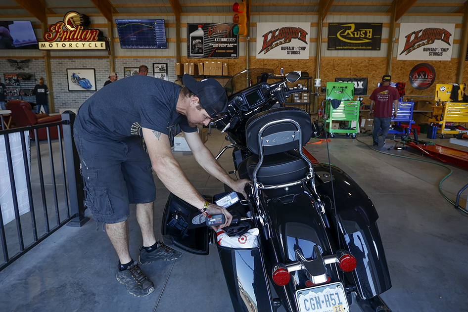 STURGIS-BUFFALO-CHIP-LLOYDZ-GARAGE