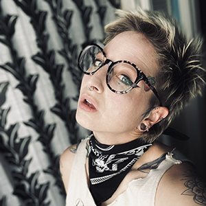 STURGIS-BUFFALO-CHIP-TATTOO-CAFE-ARTIST-BETH-SINGER (1)