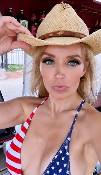 STURGIS-WOMEN-MISS-BUFFALO-CHIP-2023-CONTESTANT-VICTORIA-02
