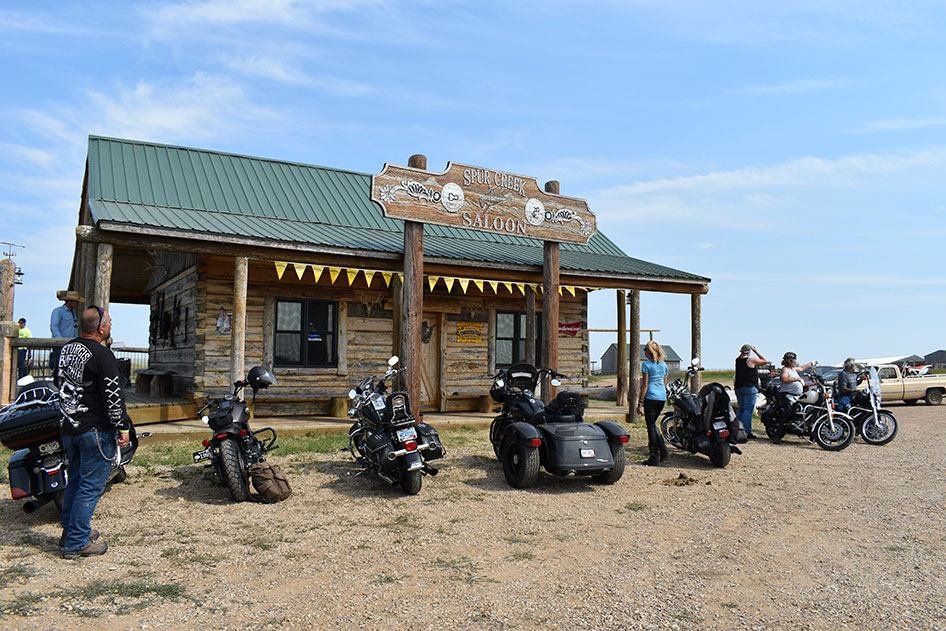 WESTERN-FRONTIER-MOTORCYCLE-RIDES-SPUR-CREEK-SALOON